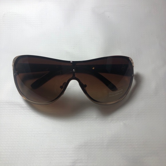 Sunglasses - Picture 1 of 4